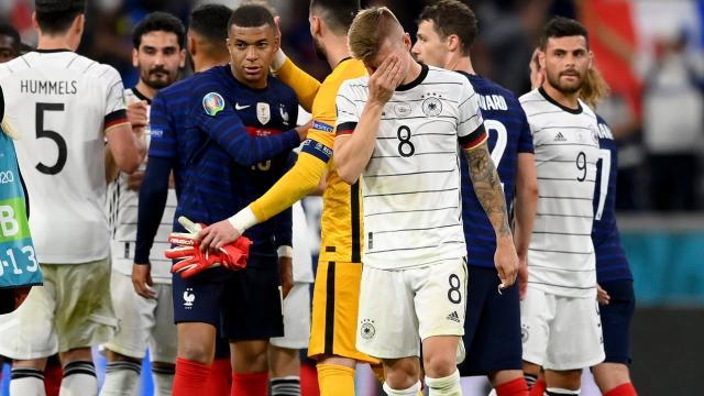 kaiyun-【复盘】想“死”里逃生,德国队表现“及格”是不够的